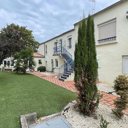 Le Charmant De Rompsay, Familial & Moderne La Rochelle  Exteriör bild