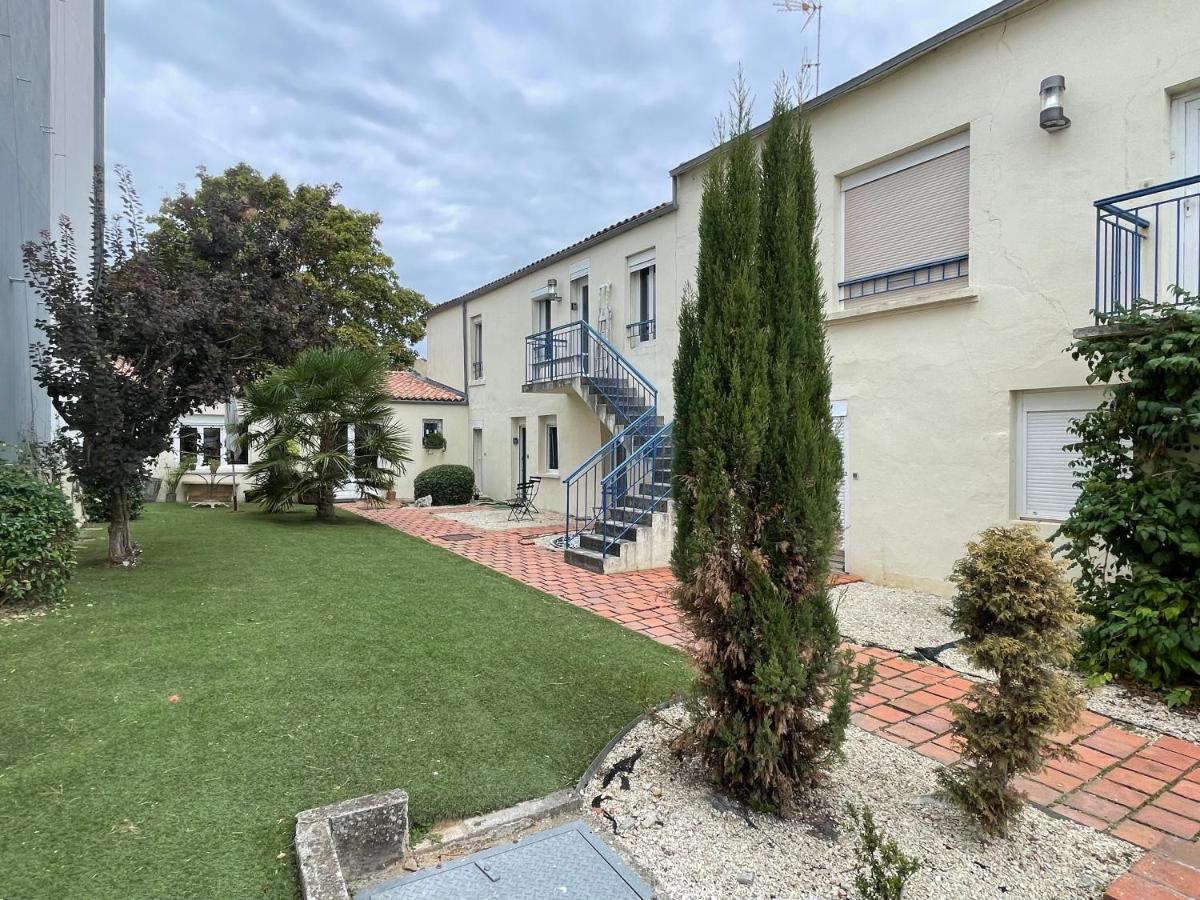 Le Charmant De Rompsay, Familial & Moderne La Rochelle  Exteriör bild